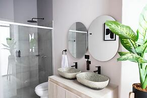 Royal Living Poblado