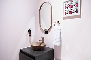 Royal Living Poblado