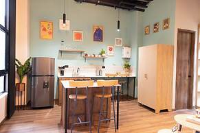 Royal Living Poblado