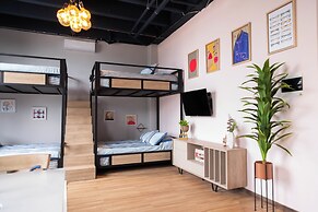 Royal Living Poblado