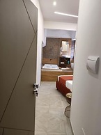 Twin Towers Naples Luxury