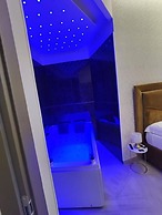 Twin Towers Naples Luxury