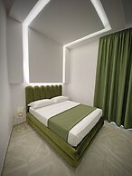 Twin Towers Naples Luxury