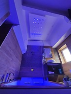 Twin Towers Naples Luxury