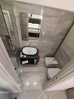 Twin Towers Naples Luxury