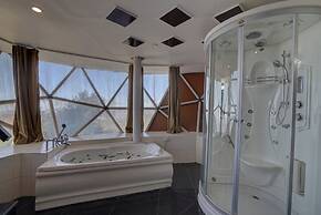 Tarika Resort and Spa