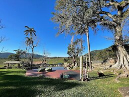 Casa de Vidro - Hospedar com Propósito