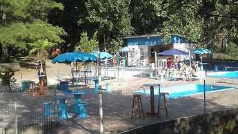 Harry World Parque Hotel