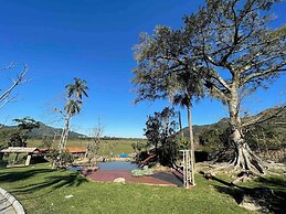 Casa de Campo de Alto Padrão