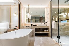 Holiday Inn Lucknow Airport by IHG