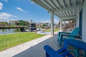 Estes Oasis 4 Bedroom Home by RedAwning