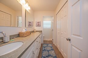 Estes Oasis 4 Bedroom Home by RedAwning