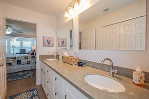 Estes Oasis 4 Bedroom Home by RedAwning