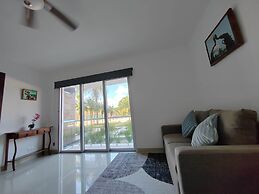 Stunning Ocean Front By Condo Boutique