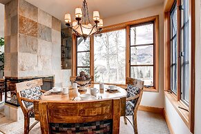 Aspen Ridge 27 3 Bedroom Townhouse by Alpine Lodging Telluride