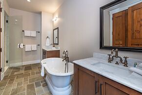 Villas At Cortina Penthouse 11 3 Bedroom Condo by Alpine Lodging Tellu