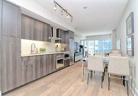 Bremner Blvd-CN Tower-Union Station