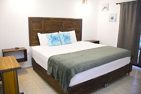 Hostal Marina Samana