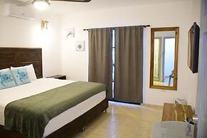 Hostal Marina Samana