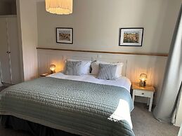 Eldon's Bed & Breakfast