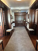 Eldon's Bed & Breakfast