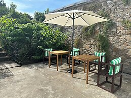 Eldon's Bed & Breakfast