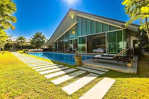 Large Private Pool Villa with 7 BR 7B