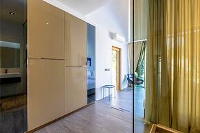 Large Private Pool Villa with 7 BR 7B