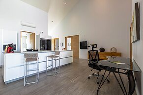 Large Private Pool Villa with 7 BR 7B