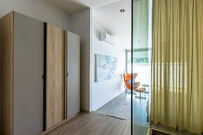 Large Private Pool Villa with 7 BR 7B