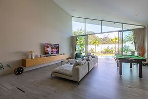 Large Private Pool Villa with 7 BR 7B