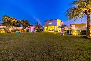 Modern 3 bedroom Pool Villa PG19