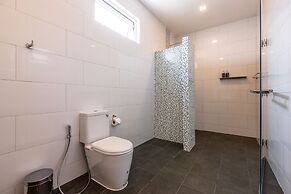 Modern 3 bedroom Pool Villa PG19