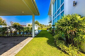 Modern 3 bedroom Pool Villa PG19