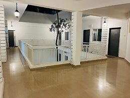 Hotel Vaibhav Hill Park