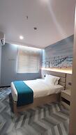 Fan's Hotel Ormoc