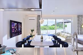 Crystal Villa Bayside