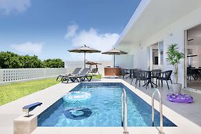 Crystal Villa Bayside