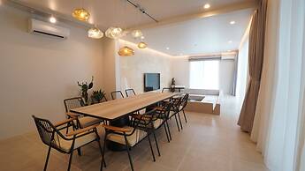 Crystal Villa Bayside