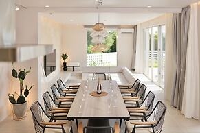 Crystal Villa Bayside