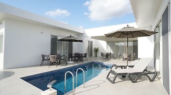 Crystal Villa Bayside