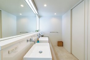 Crystal Villa Bayside