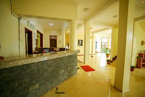 Lakefront Hotel Entebbe