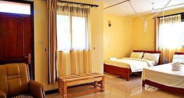 Lakefront Hotel Entebbe