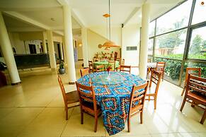 Lakefront Hotel Entebbe
