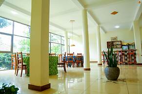 Lakefront Hotel Entebbe