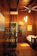 surfhouse pavones