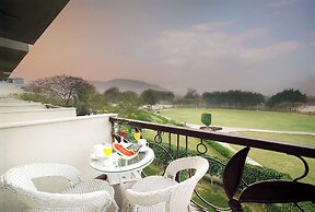 TreeHouse Sunrise Resort & Caravan Park