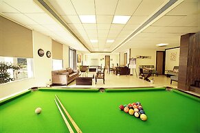 TreeHouse Sunrise Resort & Caravan Park