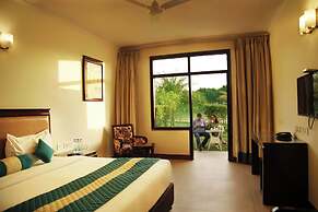 TreeHouse Sunrise Resort & Caravan Park